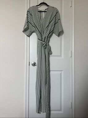 BloomChic Geometric Contrast Dolman Sleeve Pocket Belted Wrap Jumpsuit